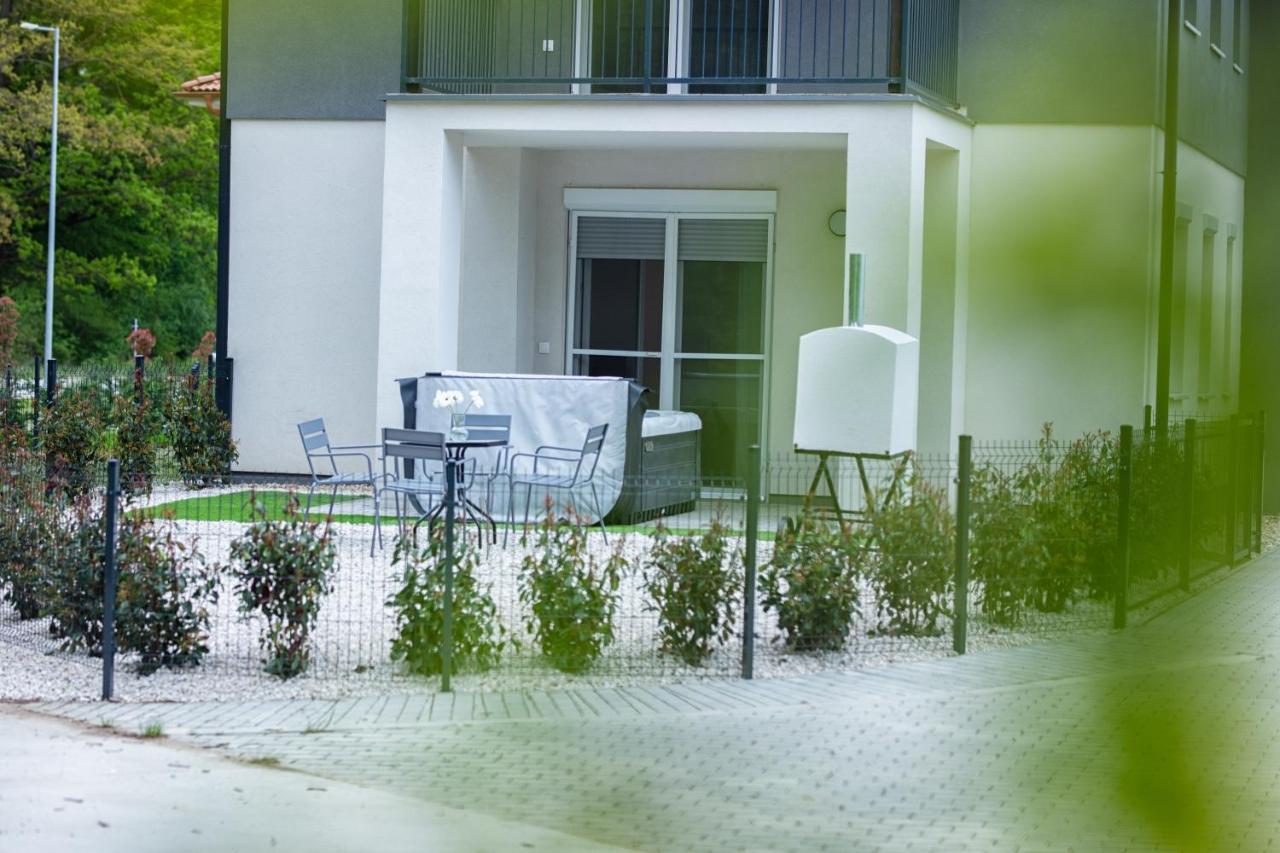 Forest Luxory Ii. Apartman ชาร์วาร์ ภายนอก รูปภาพ